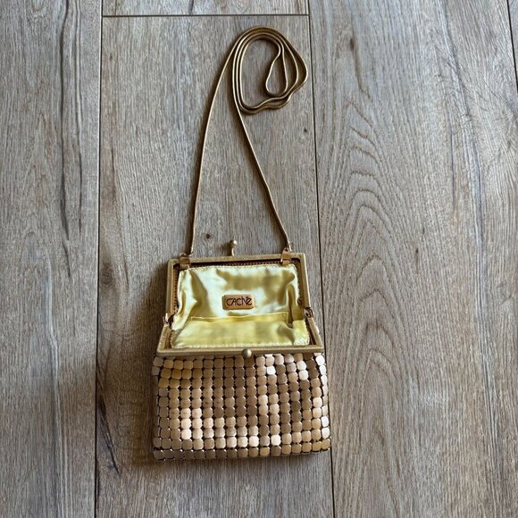 Vintage Cache Gold Chainmail Kiss Lock Shoulder Strap Evening Purse Clutch - Picture 7 of 12